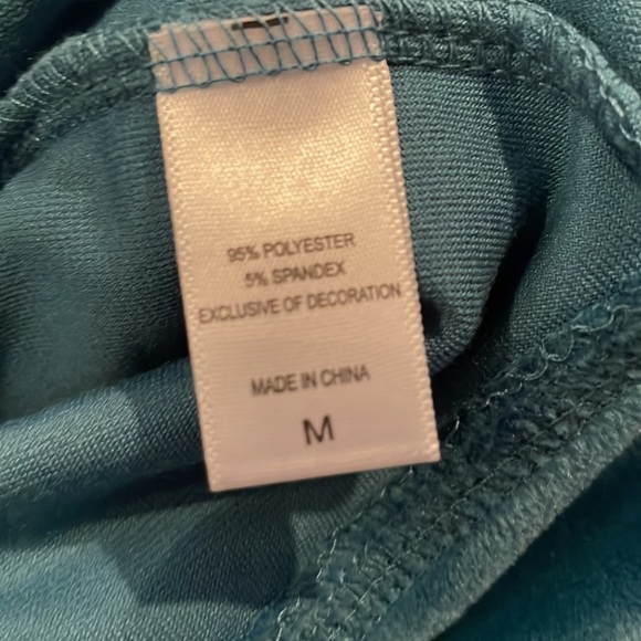 NWT The Original Muk Luks Sweatshirt SZ M So Soft Scoop Neck Teal Pullover - Picture 10 of 10